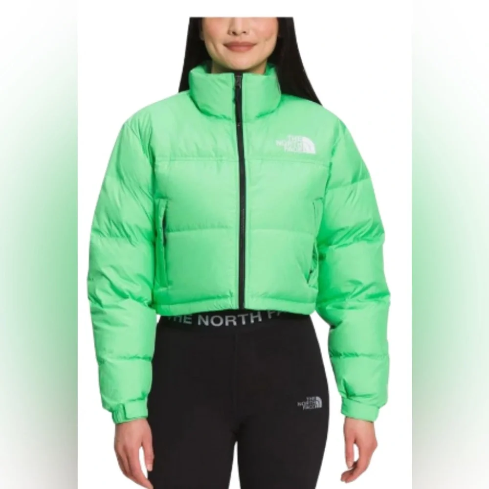 The North Face Cropped Nuptse Jacket 'Chlorophyll Green' size Small cropped - Picture 2 of 11